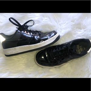 Nike black paten  Air